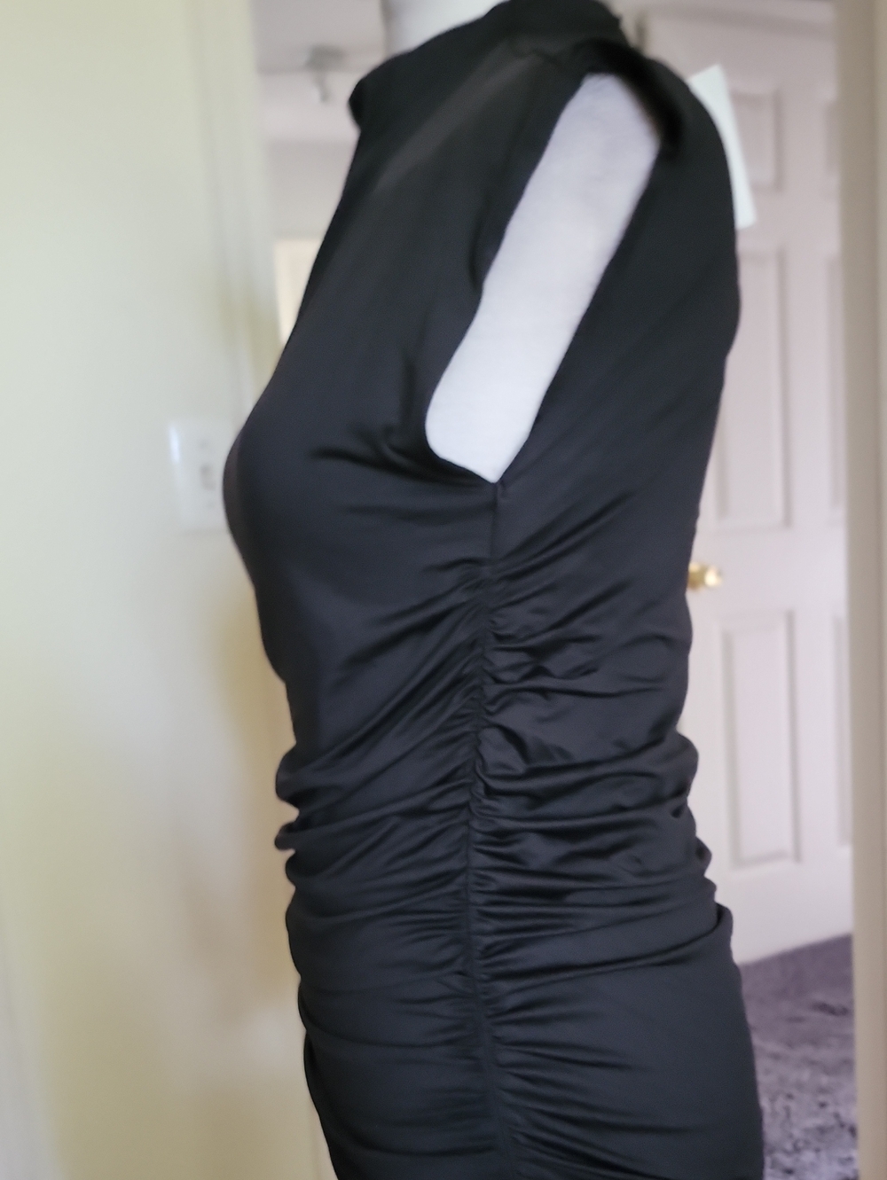 Loft Versa Black Sleeveless Ruched Mock Neck Women’s Top - Picture 4 of 7